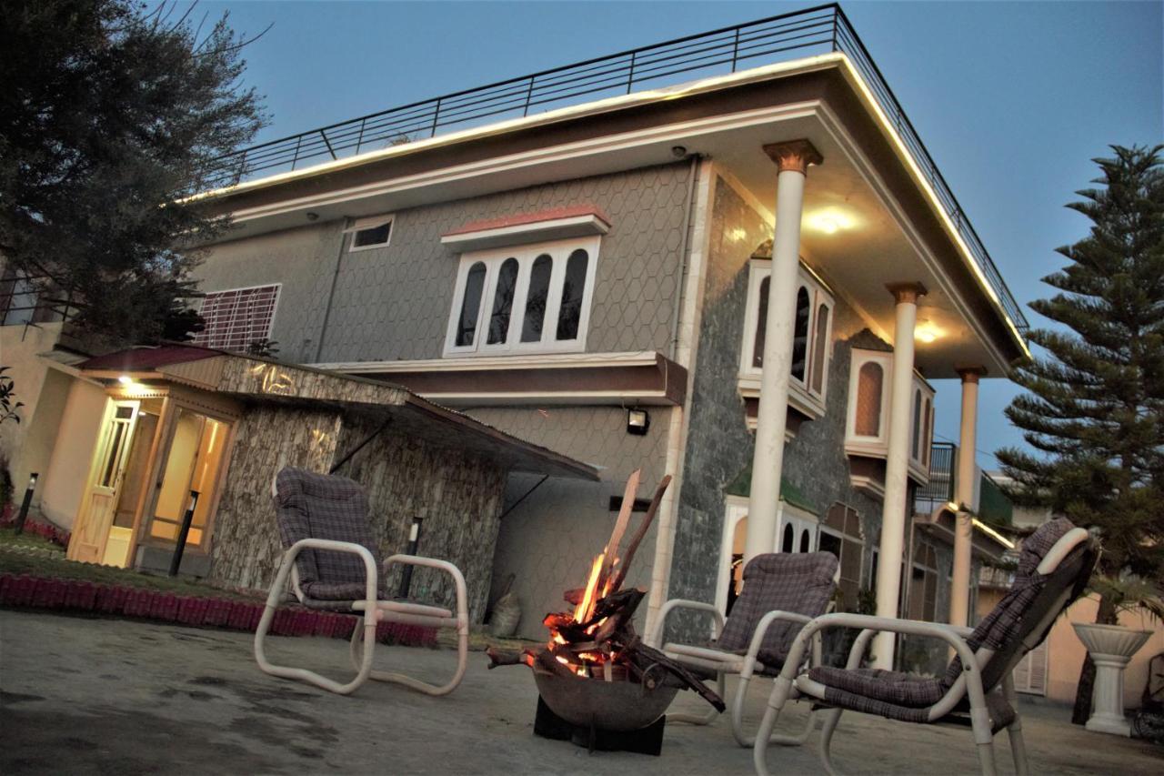 Republika Central Mansehra Exteriör bild