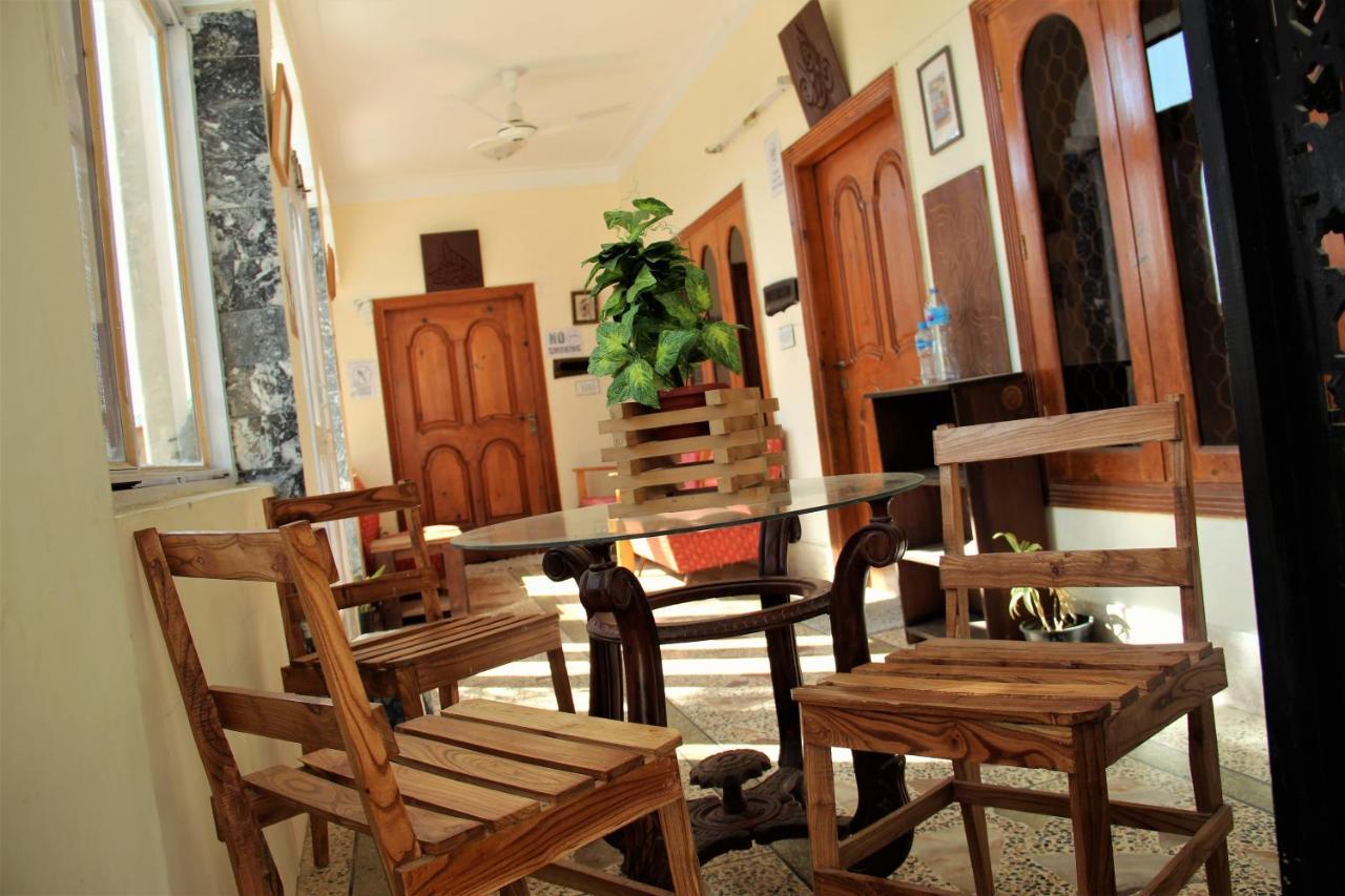 Republika Central Mansehra Exteriör bild