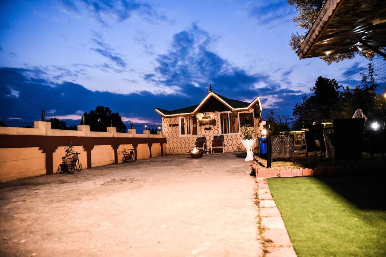 Republika Central Mansehra Exteriör bild